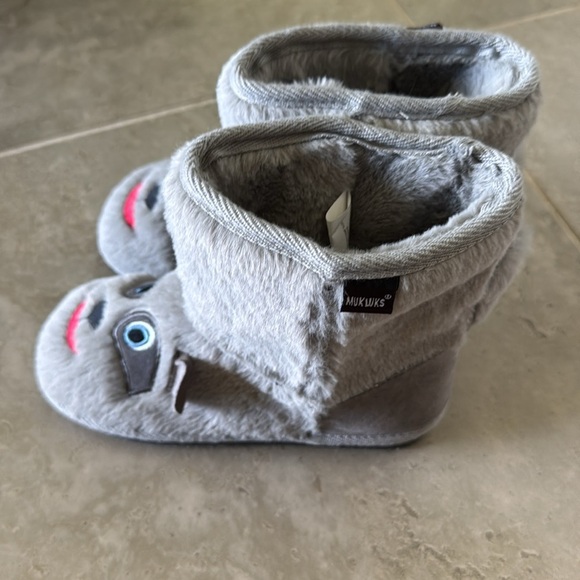 Muk Luks Raccoon Zoo Friends Boots - Picture 3 of 5